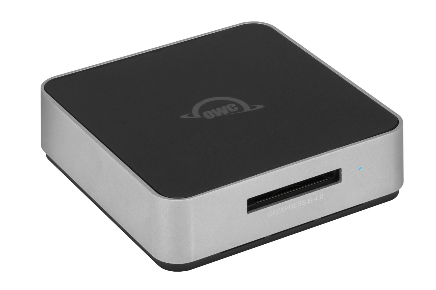 OWC Atlas USB4 CFexpress 4.0 Type B card reader saves time